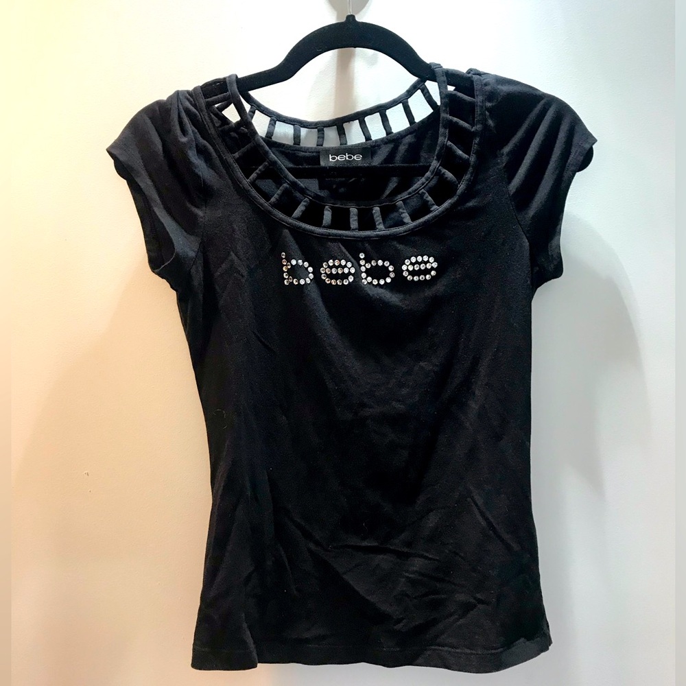 Bebe crystal logo short sleeve lattice detail top XS